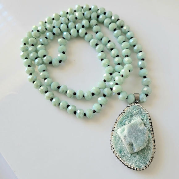Extended Druzy Stone Beaded Necklace (Sea Green) - Picture 1 of 8